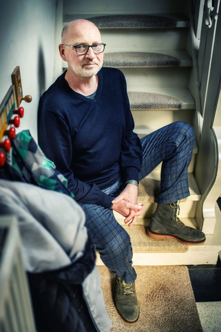 Benoit Vermeer­bergen: ‘De adoptiedienst at van twee walletjes. Er werd betaald door adop­tiefamilies én geboorte­families. Het was een winstgeven­de business.’ Beeld Geert Van de Velde