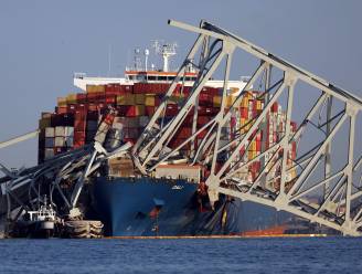 Schip dat op brug in Baltimore botste had 764 ton schadelijke stoffen aan boord: moeten we vrezen voor milieuramp?