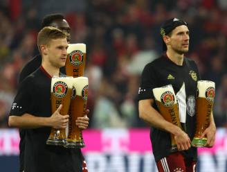 Bayern München kroont zich na zege tegen uitgerekend Dortmund voor de tiende keer op rij tot Duits kampioen