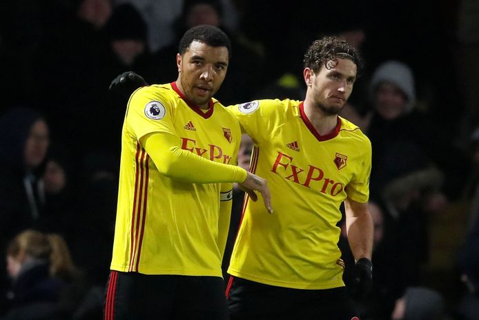 Matchwinner Troy Deeney viert zijn goal met Daryl Janmaat.