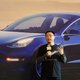 Hij mailt midden in de nacht en sliep zelfs op de vloer van de fabriek: met Tom Zhu krijgt ‘de Chinese Elon Musk’ de leiding over Tesla