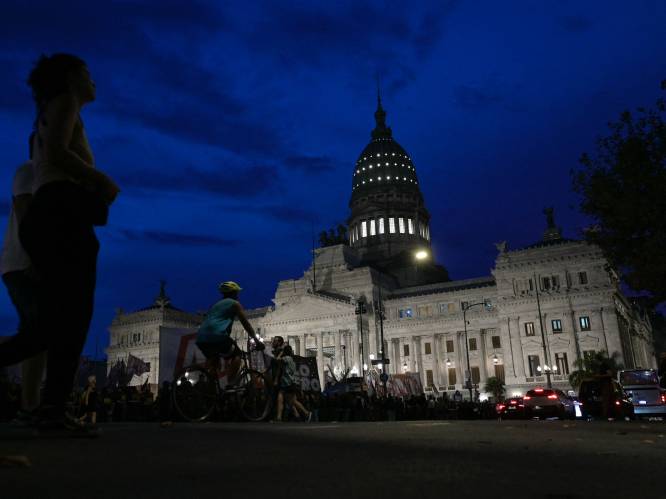 Ophef in Argentinië: senatoren verhogen eigen salaris met 170 procent