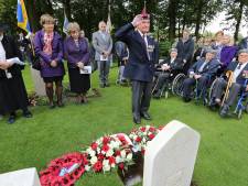 Oorlogshelden niet langer onvindbaar op Airborne Begraafplaats: veteranen krijgen plek in digitaal monument