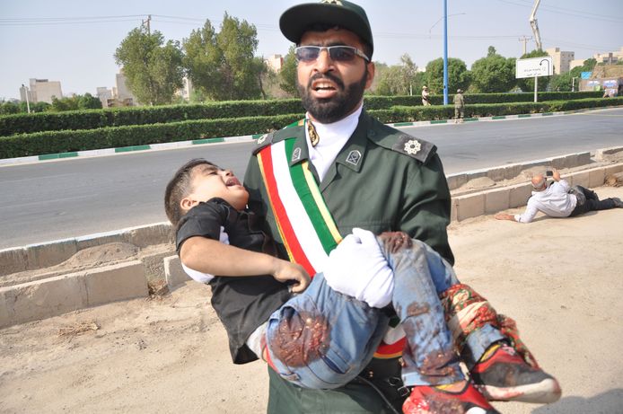 Seorang anak terluka setelah serangan terhadap Pengawal Revolusi Iran di Ahvas pada tahun 2018, menurut Iran, serangan itu diorganisir oleh kelompok oposisi Iran di Eropa, seperti ASMLA.  Sekitar 20 orang tewas dalam serangan itu.