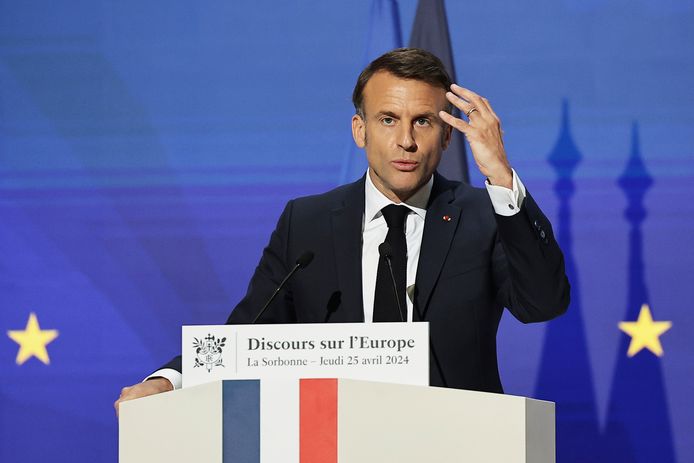 De Franse president Emmanuel Macron tijdens zijn toespraak in de Parijse universiteit Sorbonne.
