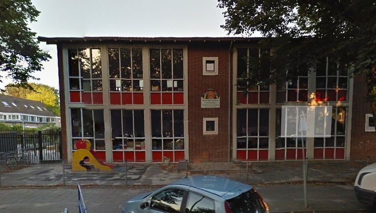 De Pieter Jelles Troelstraschool in Geuzenveld. Beeld Google Maps