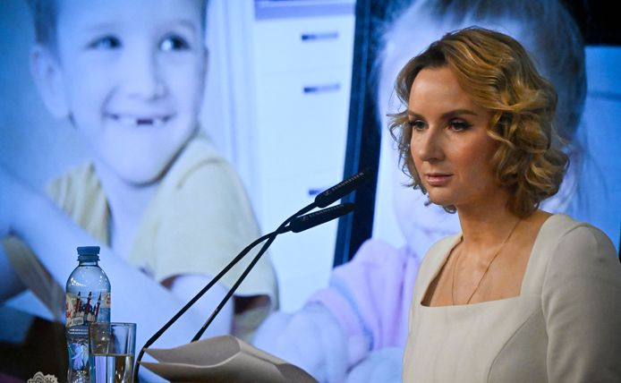 Russische commissaris voor kinderrechten Maria Lvova-Belova tijdens de persconferentie dinsdag.