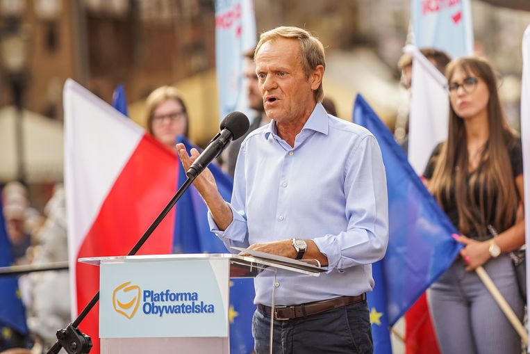 Oud-EU-topman Tusk spreekt afgelopen maandag in Gdansk, na zijn terugkeer uit Brussel.	
 Beeld Getty