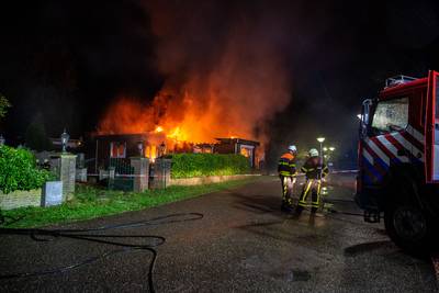 Chalet volledig uitgebrand op camping in Heerle