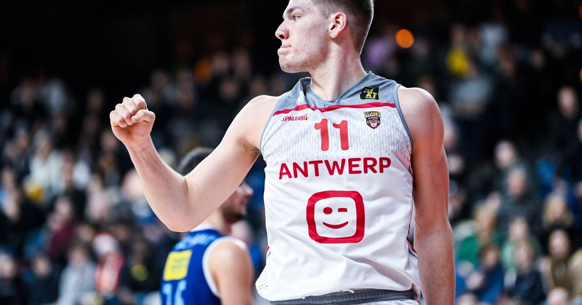 Thijs De Ridder met Antwerp Giants in de halve finale van de beker