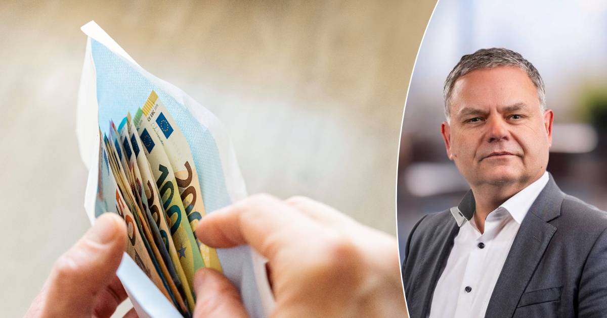 50, 100 of 500 euro per maand beleggen? Geldexpert tipt hoe je maximaal rendement behaalt “Hier