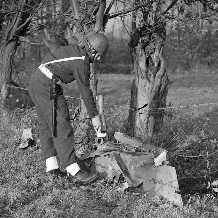 Neergestorte straaljager in Breugel in 1961