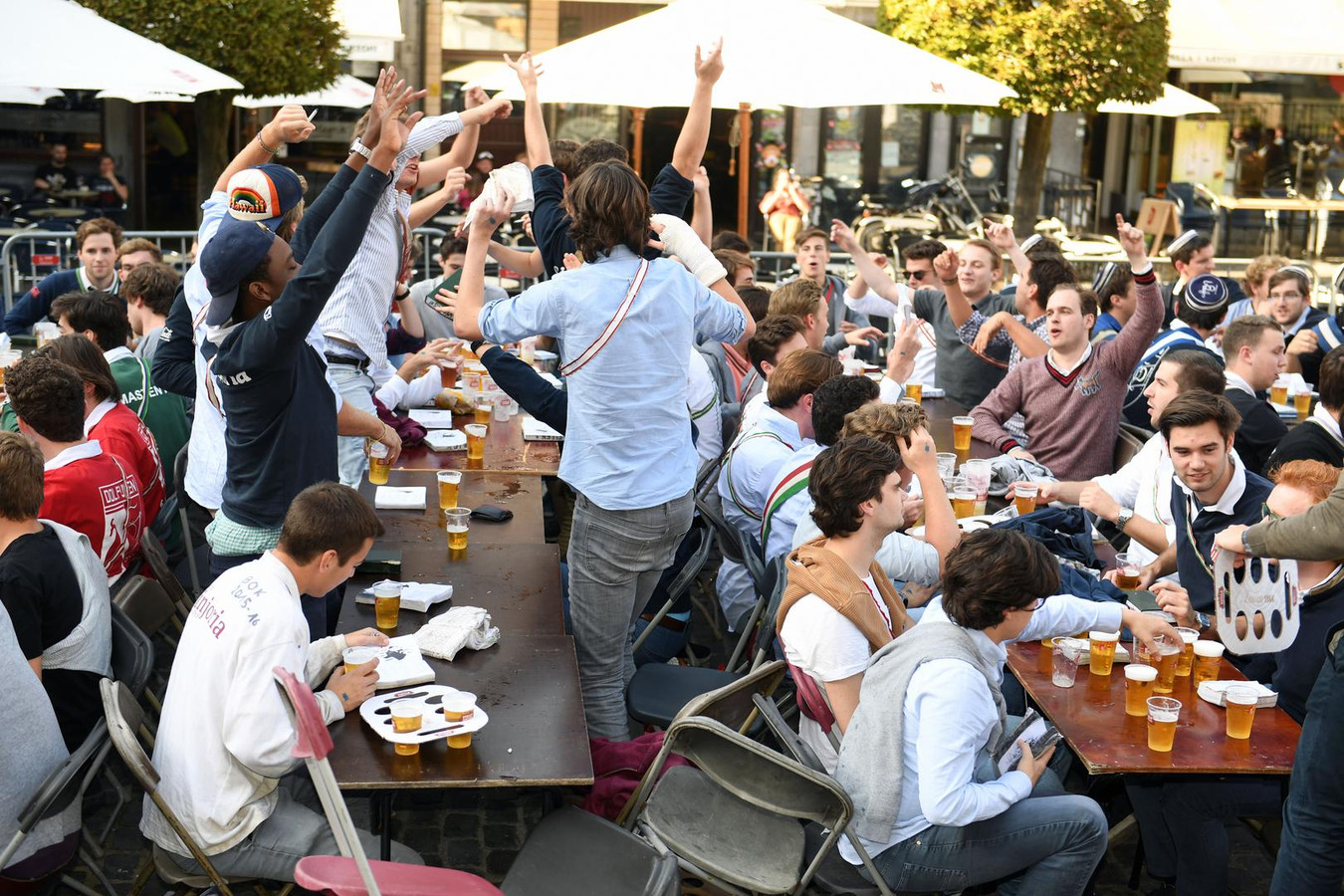 Student (22) die slachtoffer (24) lelijk litteken na