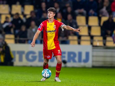 Bas Kuipers vraagt rond thuisduel GA Eagles aandacht voor hersenonderzoek: ‘Voelt als iets doen voor hem’ 