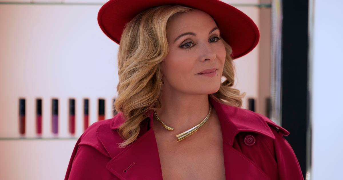 Kim Cattrall Revisits Her ‘And Just Like That…’ Cameo and Working with Pat Field – Exclusive Interview