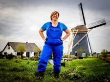 Eerste vrouwelijke molenaar in Hoeksche Waard: ‘Ik ben gewoon Meta en doe hier wat ik leuk vind’