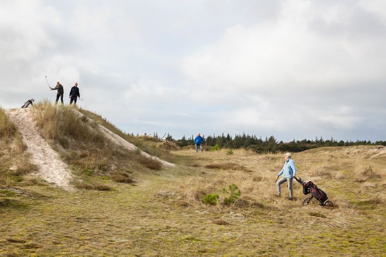 De noodzaak van een natuurgolfbaan op Terschelling - Trouw