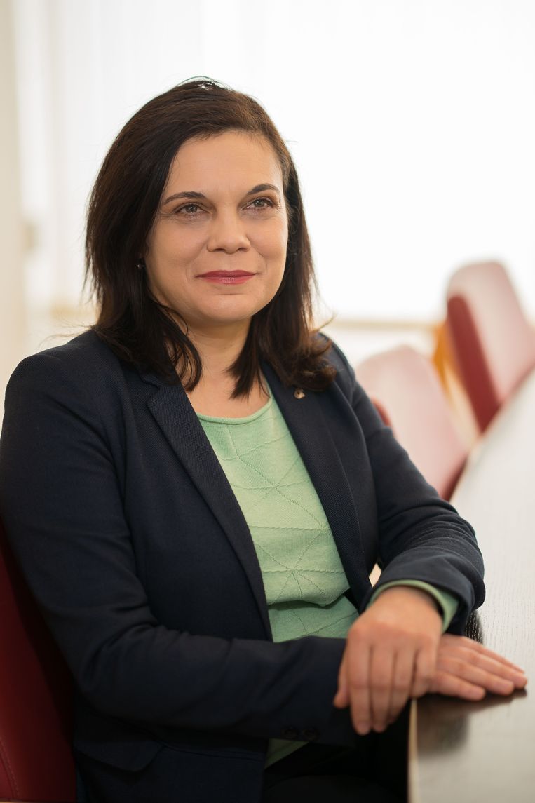 Genoveva Petrova is directeur van het Bulgaarse onderzoeksbureau Alpha Research. Beeld 