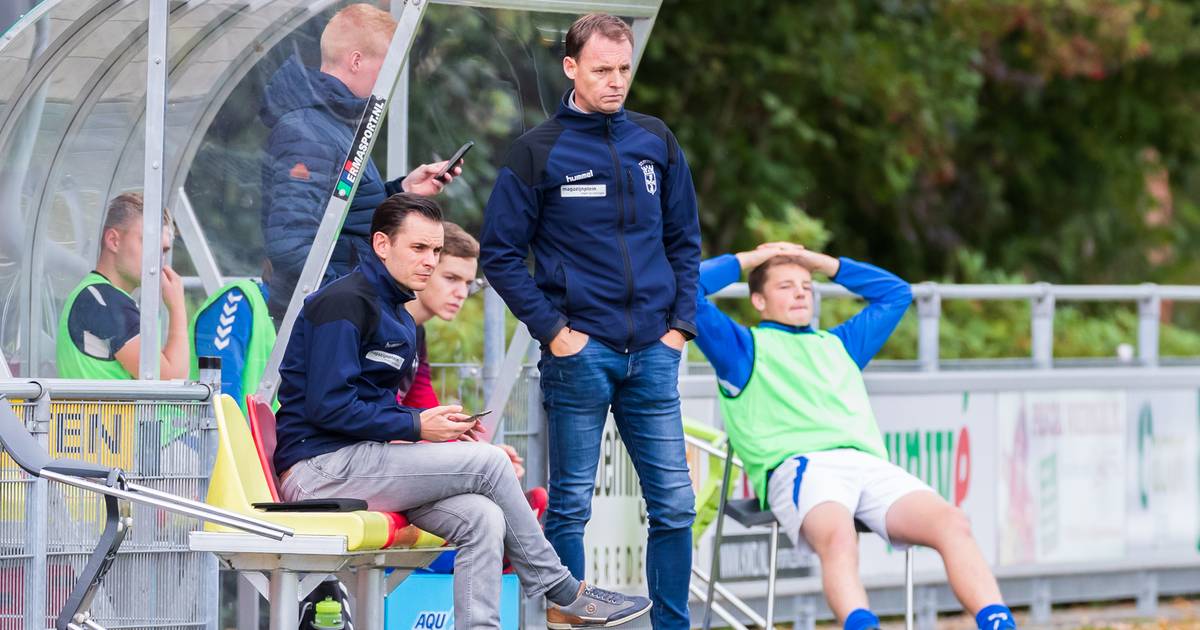 Trainer Frank Bruins na dit seizoen weg bij VV Rietmolen