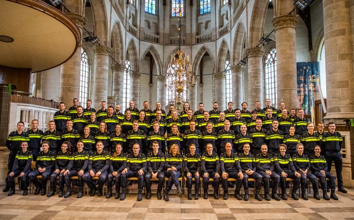 Beëdiging van nieuwe agenten in de Laurenskerk in Rotterdam op 18-10-2019.