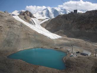 Hitte eist z’n tol: Zwitserse gletsjers krimpen vijf centimeter per dag