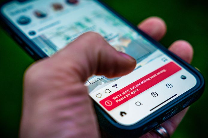 De politie waarschuwt voor verdachte Engelstalige telefoontjes.