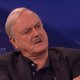 Hoe John Cleese zijn moeder opvrolijkt (filmpje)