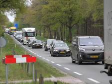 File door ongeluk tussen Duitse auto en vrachtwagen
