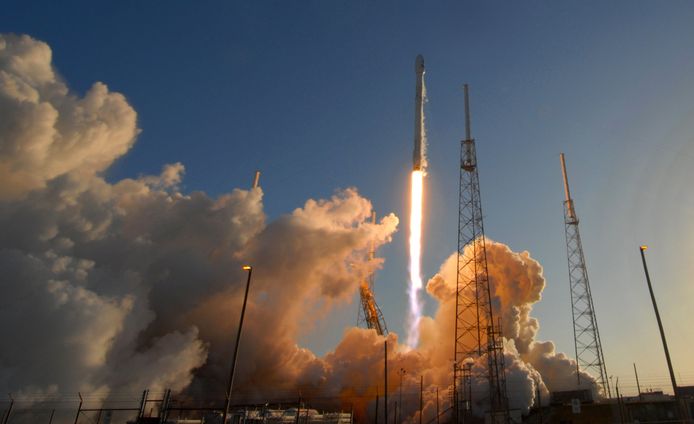De  Cape Canaveral, Florida, United States - A  carrying NASA's Transiting Exoplanet Survey Satellite (TESS) werd in april vorig jaar met een SpaceX Falcon 9-raket vanop de basis Cape Canaveral in Florida