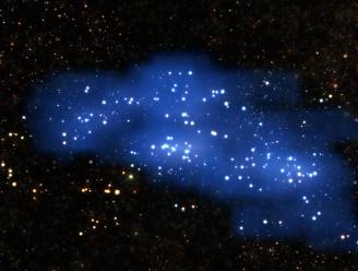 Wetenschappers ontdekken reusachtig cluster van melkwegstelsels