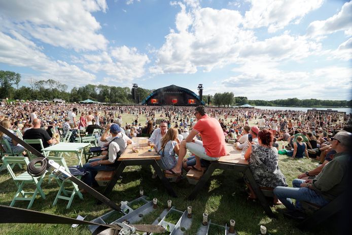 Muziekfestival Down the Rabbit Hole op recreatiepark De Groene Heuvels in juli 2022.
