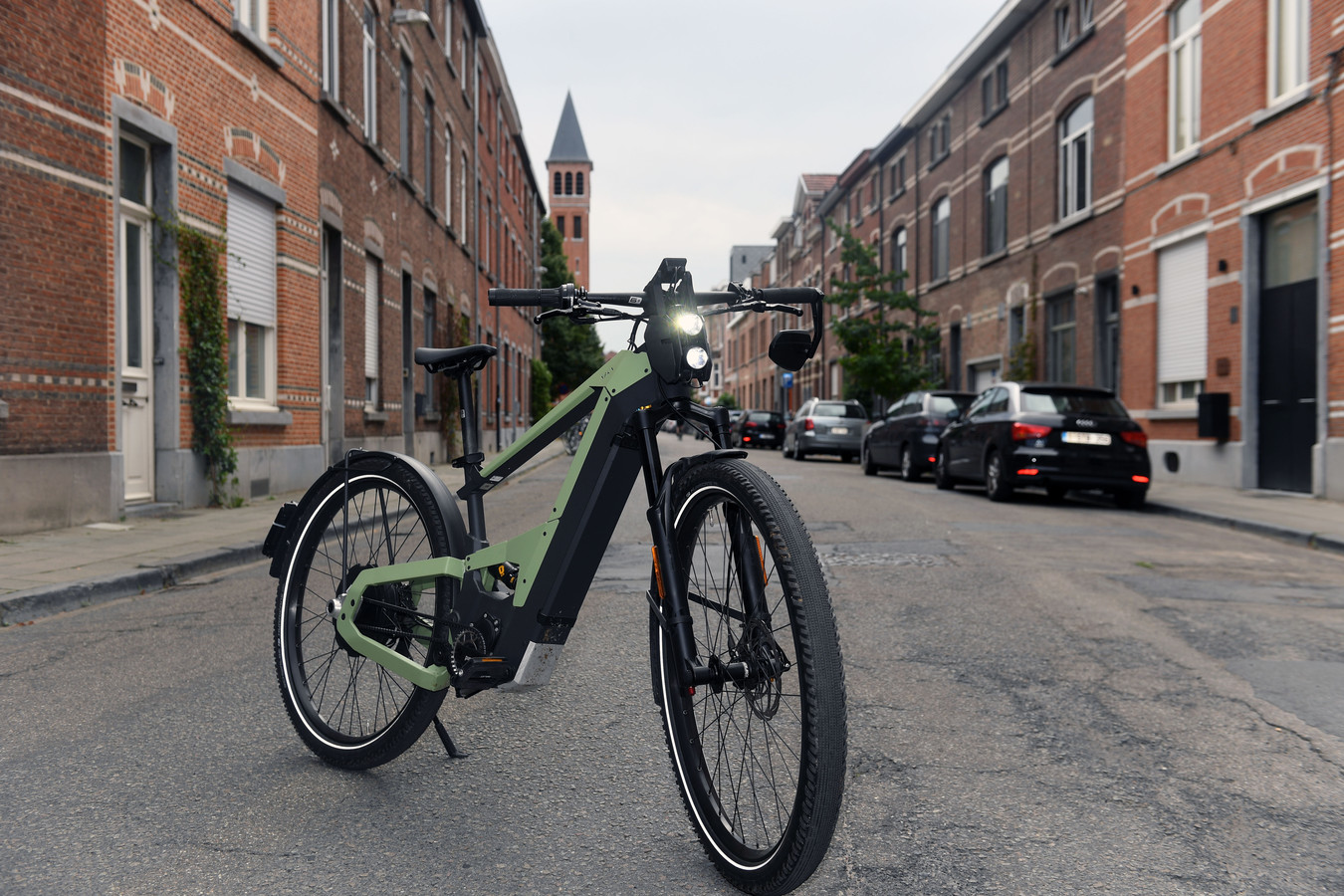 Met zijn elektrische fietsen wil Filip (51) Europa veroveren “Putten of kasseien? Met de ÅSKA
