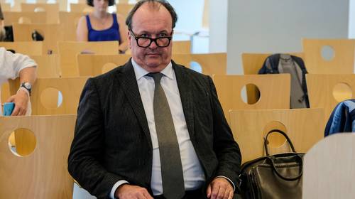 Rechter torpedeert klacht Jeff Hoeyberghs tegen coronamaatregelen