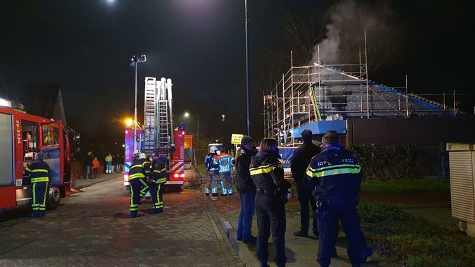 Brand in een woning in aanbouw aan de Langelaar in Teteringen.