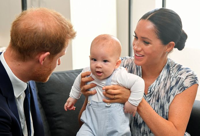 De hertog en hertogin van Sussex met hun zoontje Archie