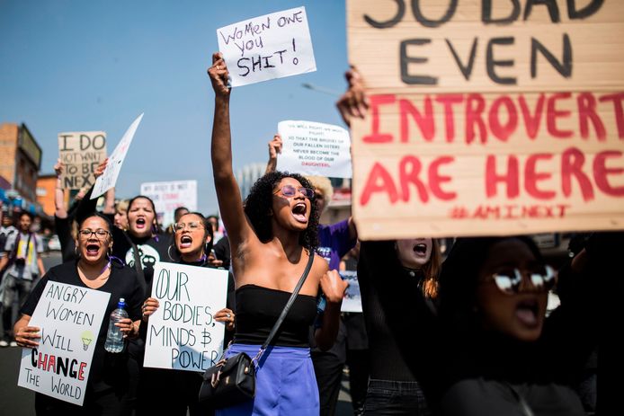 Een betoging tegen geweld tegen vrouwen in Johannesburg op 7 september naar aanleiding van de verkrachting van en moord op een negentienjarige studente in Kaapstad op 24 augustus.