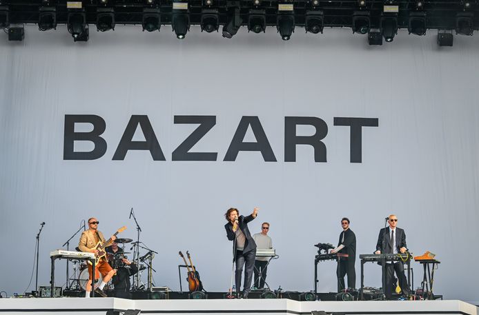 Bazart, met links Simon Nuytten.