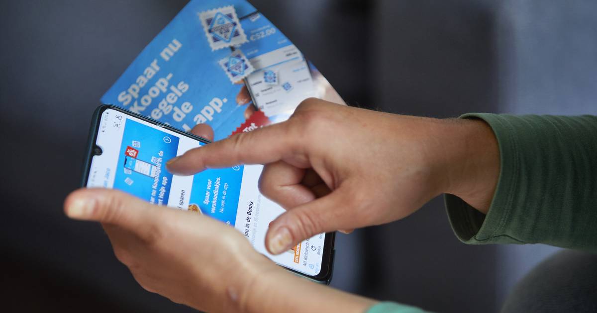 Albert Heijn stopt met contante uitbetaling van koopzegels ‘Mensen hebben steeds minder vaak