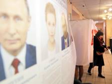 Face à Poutine, sept candidats jouent le jeu de la présidentielle