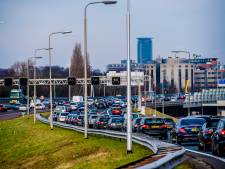 Explosieve stijging aantal auto’s in Den Haag: hoe kan dat?