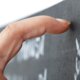 Waarom je krassende nagels op een schoolbord niet kan verdragen