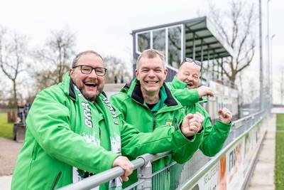 Kloetinge-fans leven toe naar derby tegen Hoek: ‘Als supporter heb je de taak om positief te zijn’