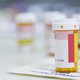 Bedrijf helpt terminale patiënt test met medicijn aan te vragen