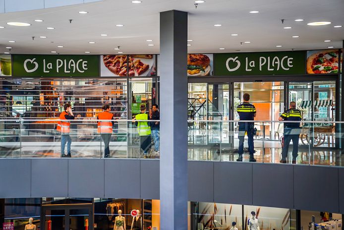 Deel Piazza ontruimd door brandje.