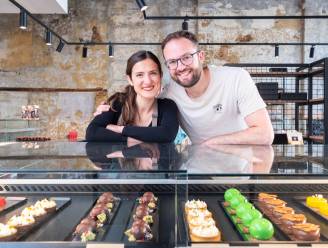 NET OPEN. ‘The Cacao Project’ opent op Korenmarkt in Mechelen: “60 soorten pralines, 12 smaken ijs en talloze ‘Mechelse maantjes’”