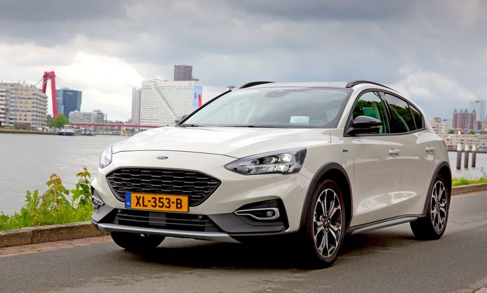 Misverstand Openbaren oog Test Ford Focus Active: een twijfelgeval van topkwaliteit | Auto | AD.nl