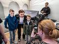 Flemming heeft maandag tijdens het Dijkfeest zijn optreden tijdelijk stil gelegd nadat Noah van 8 een blikje bier tegen zijn hoofd geworpen kreeg. Hij was geschokt dat er met een blikje werd gegooid en dat een onschuldig kind geraakt werd.