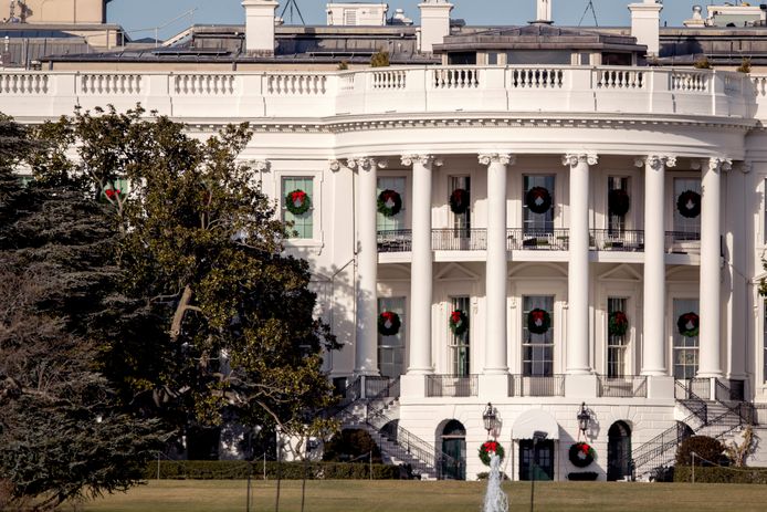 De magnolia aan de linkerkant, pal voor het Witte Huis, zal deze week worden verwijderd.