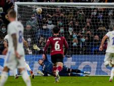 Cillessen keept prima maar krijgt er toch vier om de oren op bezoek bij Real Madrid