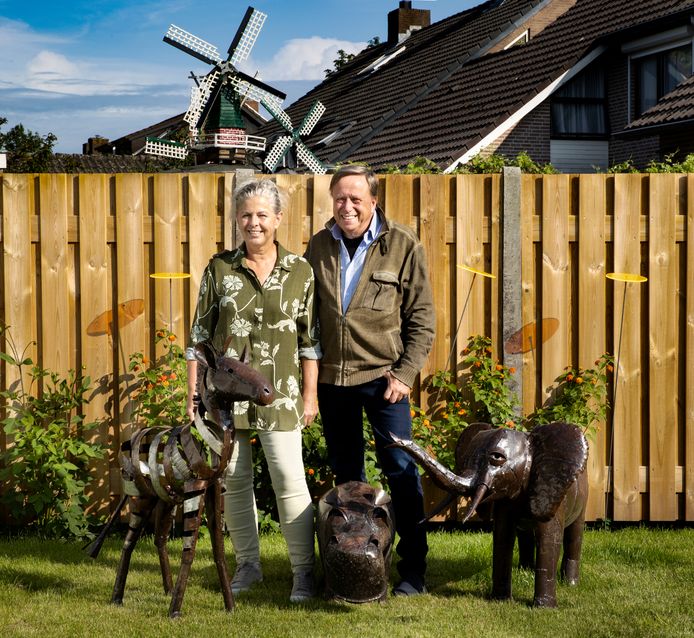 Jan Franken en Inge Daams zijn een luxe resort begonnen in de Serengeti.